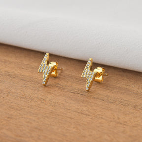 Brinco Piercing de Raio Cravejado com Zircônias Banhado a Ouro 18k